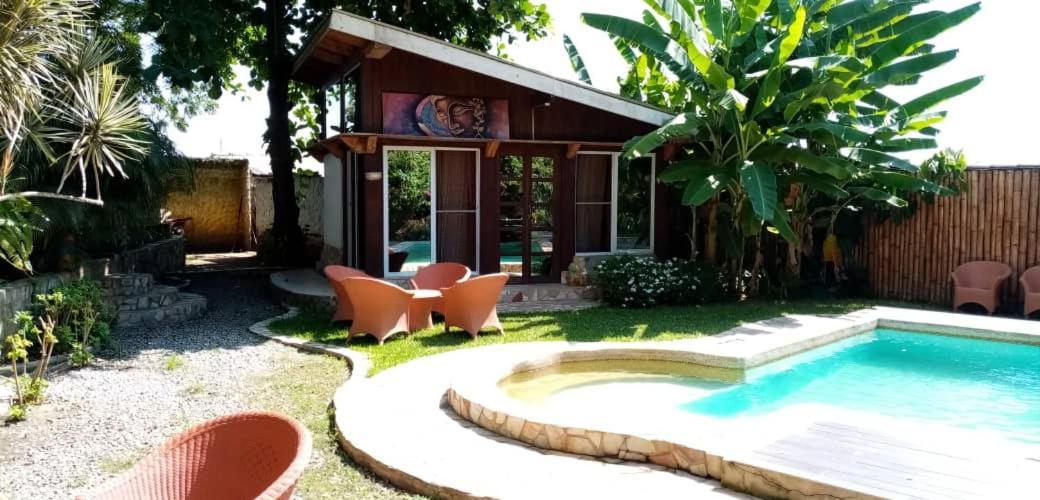 Kokrobite Gardens Restaurant And Guest House 외부 사진