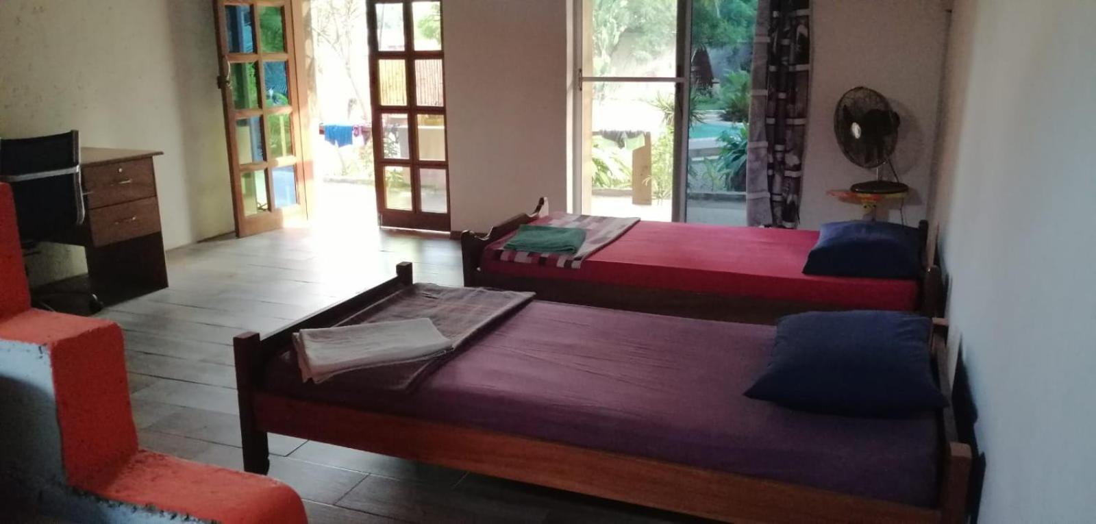 Kokrobite Gardens Restaurant And Guest House 외부 사진